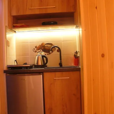 Floryn Apartment *